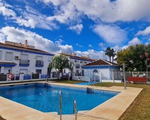 Exterior view of Single-family semi-detached for sale in Vélez-Málaga  with Air Conditioner, Heating and Terrace