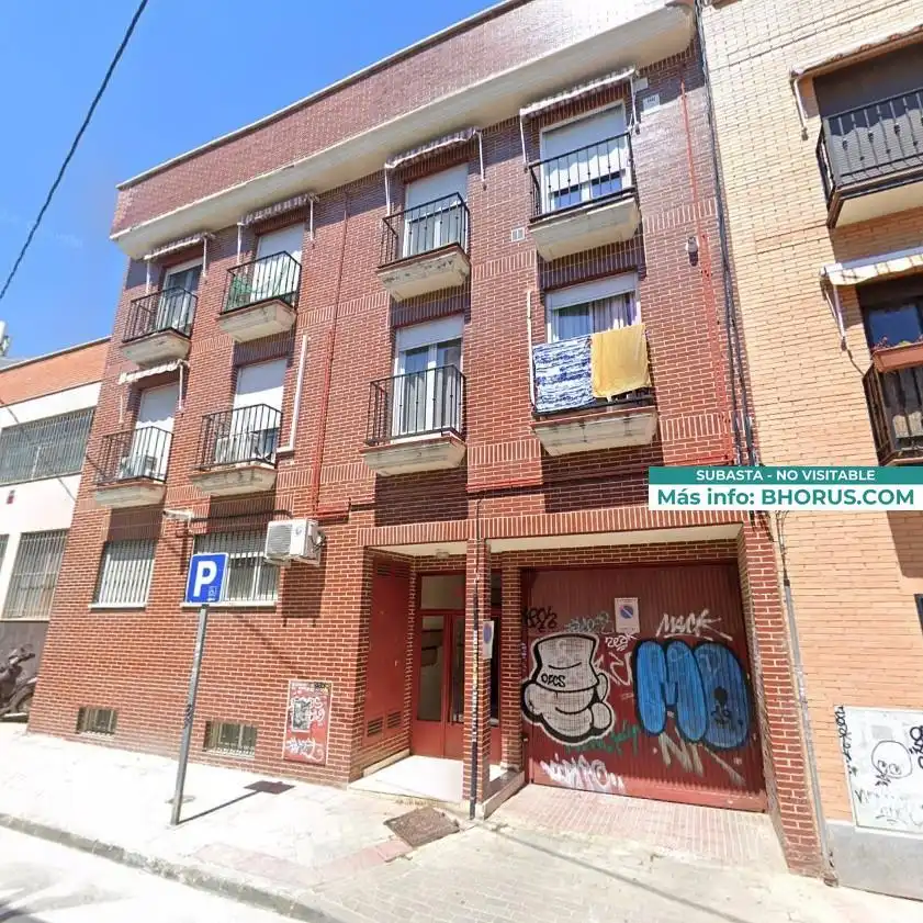 Vista exterior de Pis en venda en Madrid