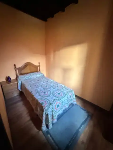 Habitación de Casa o chalet en venta en Salas con Jardín privado, Terraza y Amueblado
