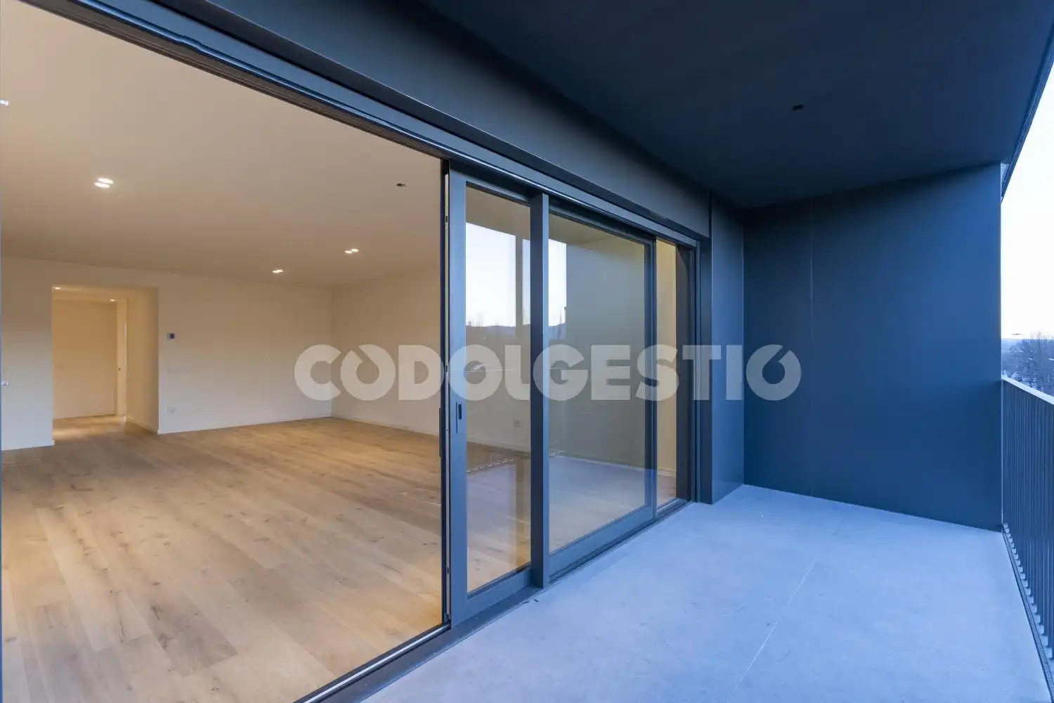 Flat for rent in Mossèn Gudiol, 9, Centre