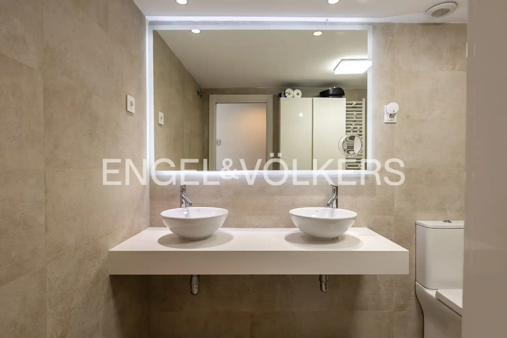 Baño de Piso en venta en Madrid con Aire acondicionado, Calefacción y Terraza