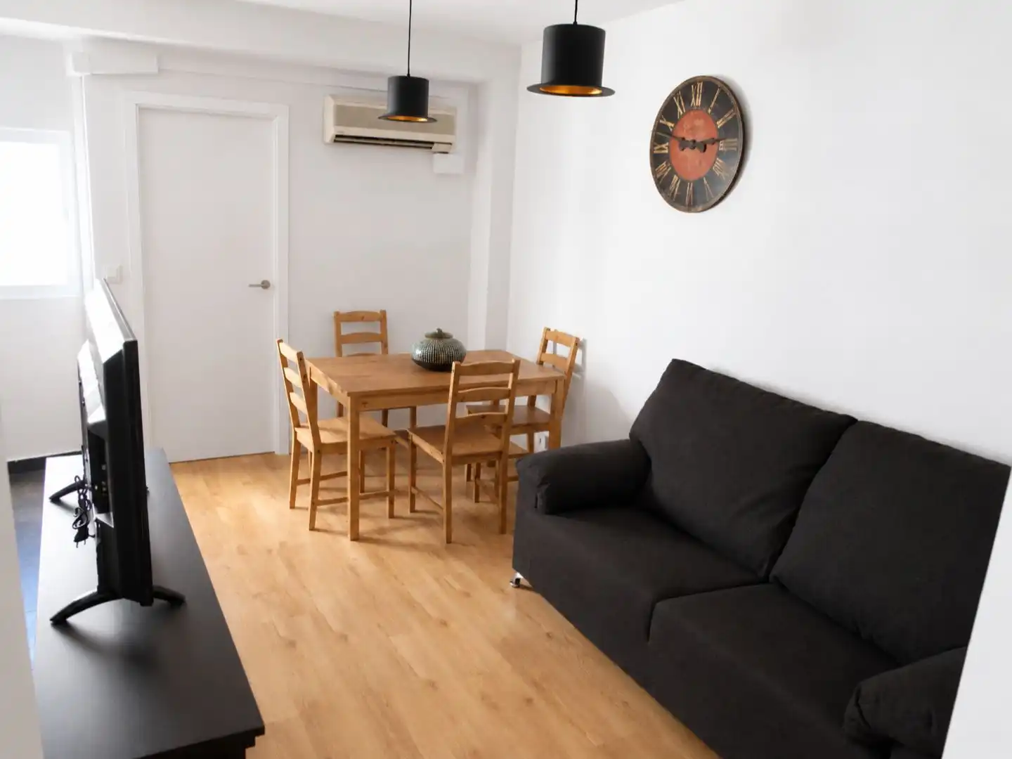 Flat to rent in Calle Trabajo 29, imagen 2