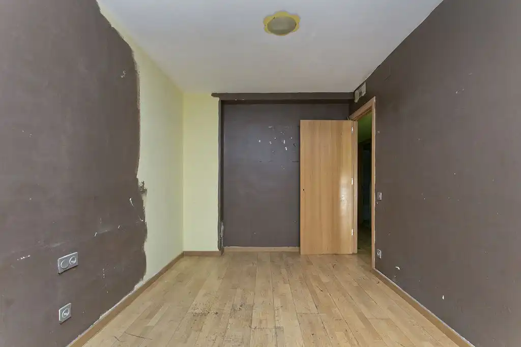 Habitación de Casa o chalet en venta en Cornellà de Llobregat con Aire acondicionado