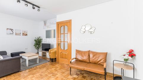 Foto 4 de Apartamento en venta en Castillejos - Cuzco, Madrid