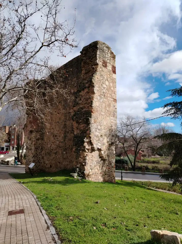 Vista exterior de Casa o chalet en venta en Talamanca de Jarama con Calefacción y Internet