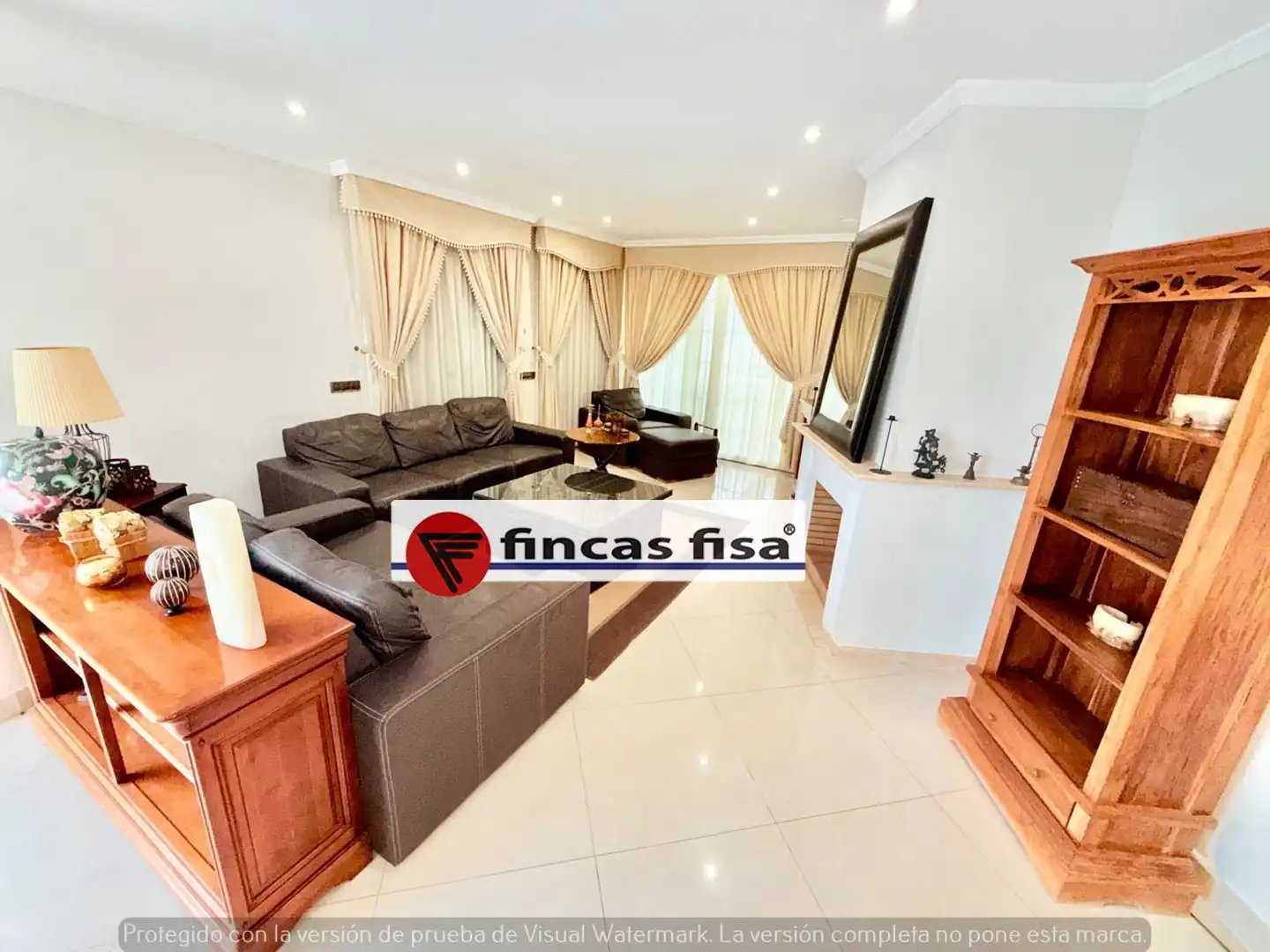 Sala d'estar de Casa o xalet en venda en Premià de Dalt amb Aire condicionat, Calefacció i Jardí privat