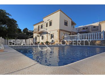 Villa avec piscine à vendre à Turís