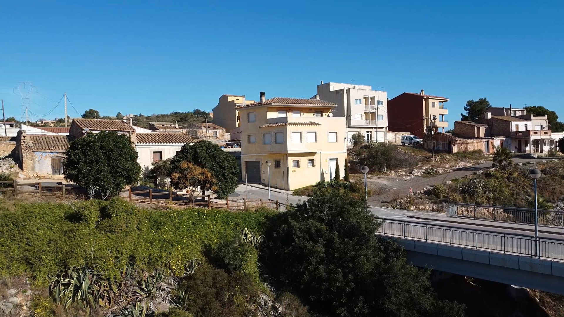 Vista exterior de Casa o xalet en venda en El Perelló amb Calefacció, Terrassa i Traster