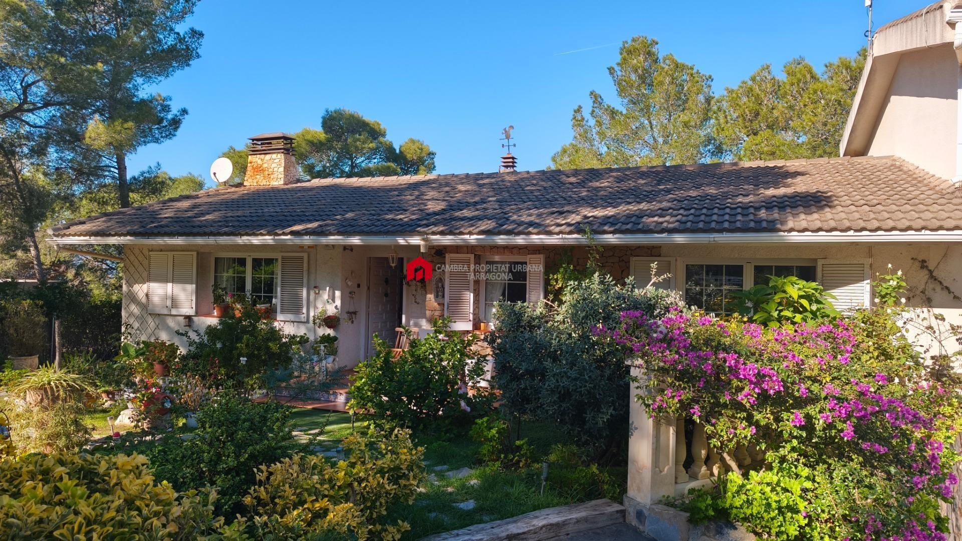Casa o xalet en venda a  TORRE GASSIA, 46, Urbanitzacions