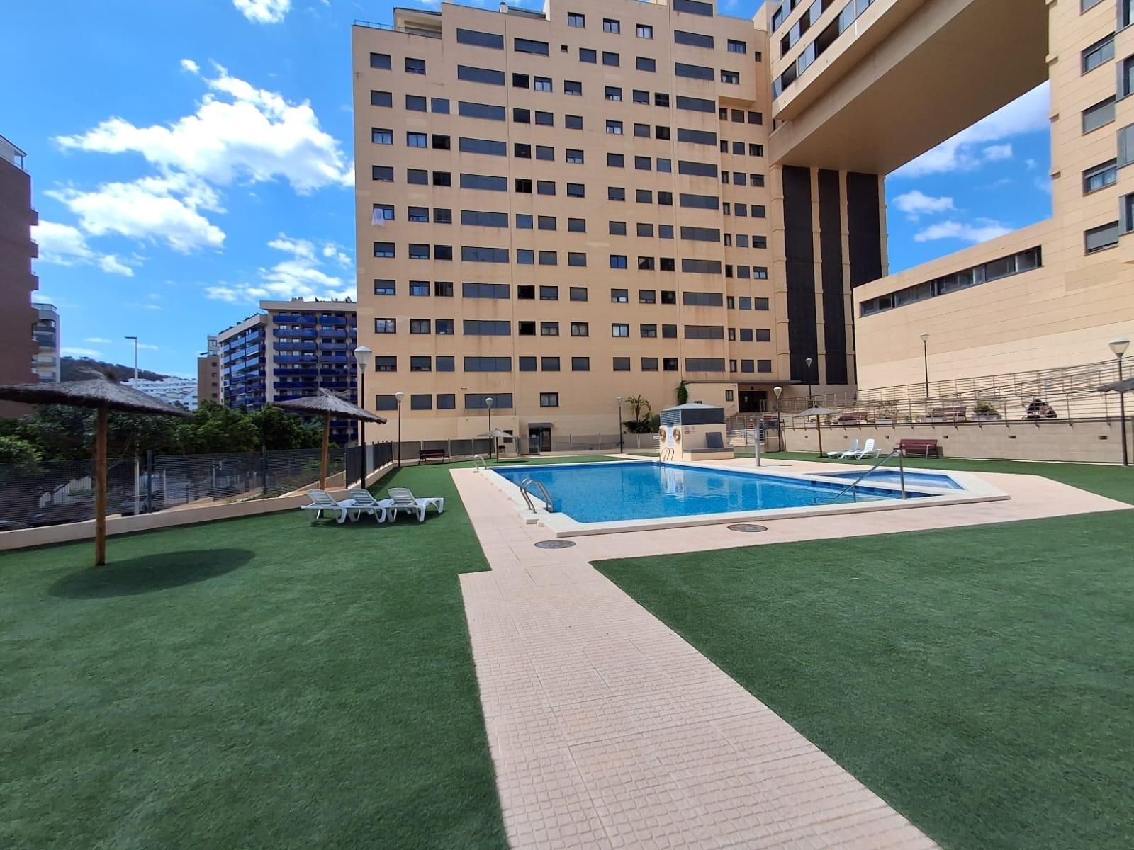 Apartament de lloguer a  MESTRAL, Bulevar - Puerta Mítica