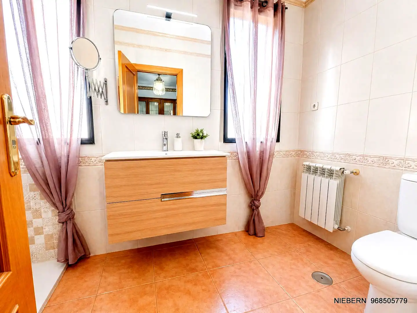 Baño de Casa o chalet en venta en Cartagena con Aire acondicionado, Calefacción y Jardín privado