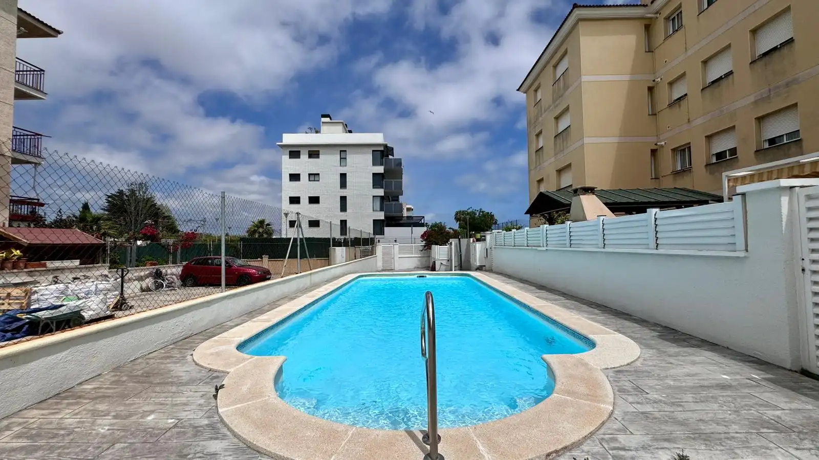 Piscina de Pis en venda en Cunit amb Calefacció, Terrassa i Traster