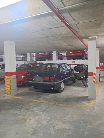 Garaje en Alquiler en Mires en La Calzada