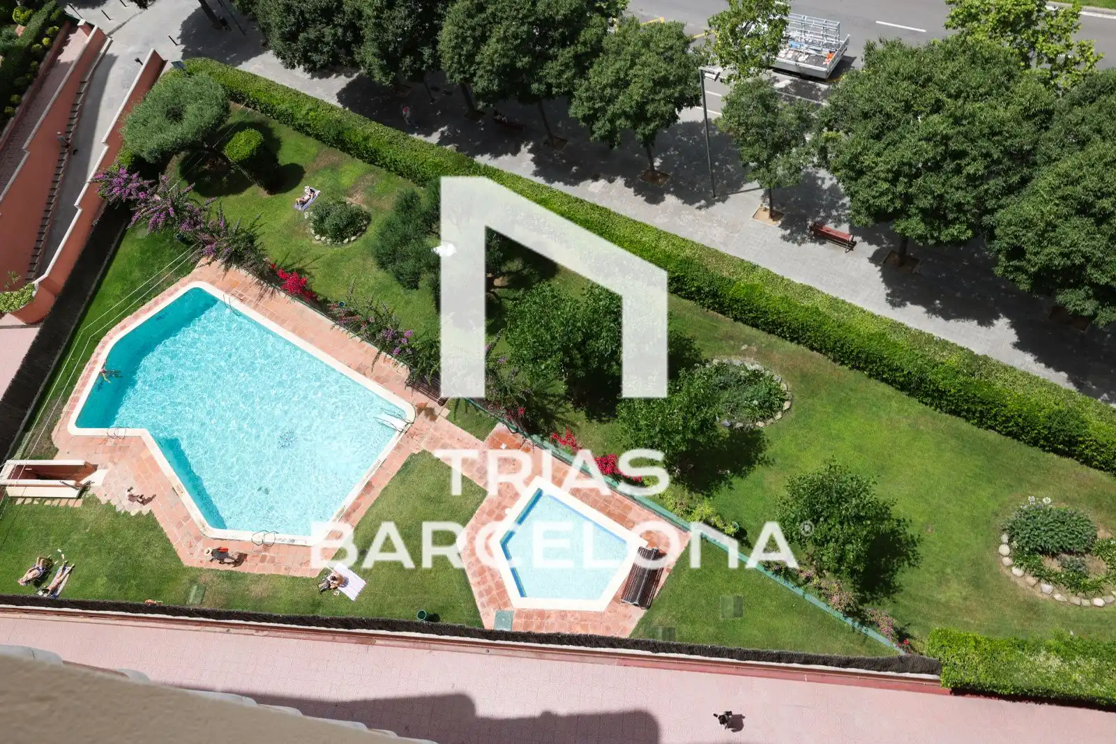 Pis amb piscina en venda a Chile