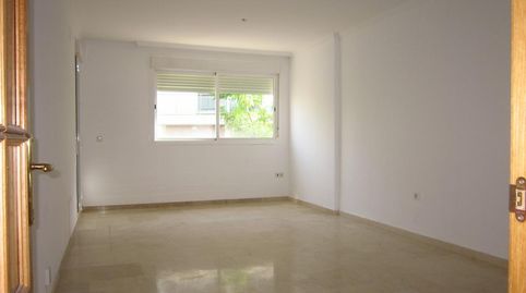 Photo 4 of Flat for sale in De Luis Alberto de Cuenca, 70, El Valle, Lucena