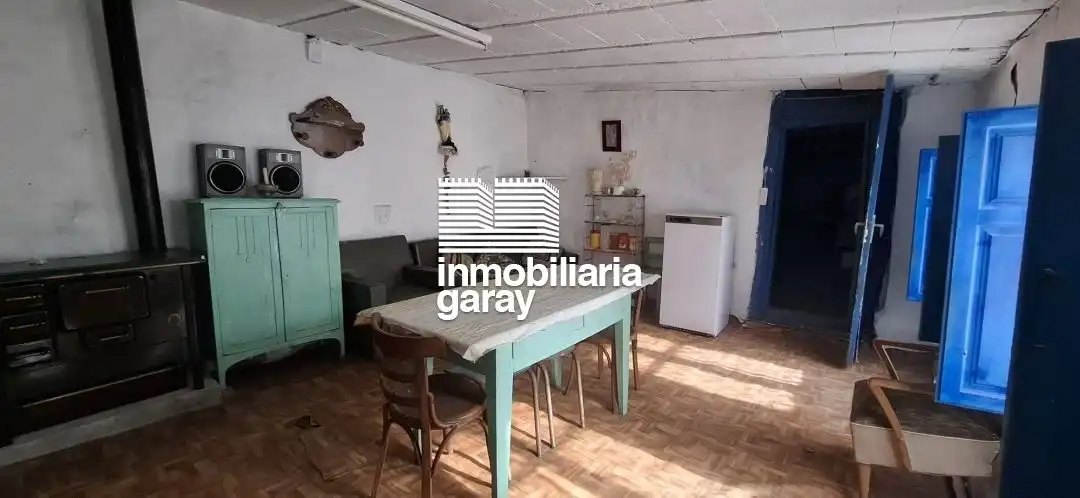 Houses for sale in Valle de Manzanedo  with Private garden