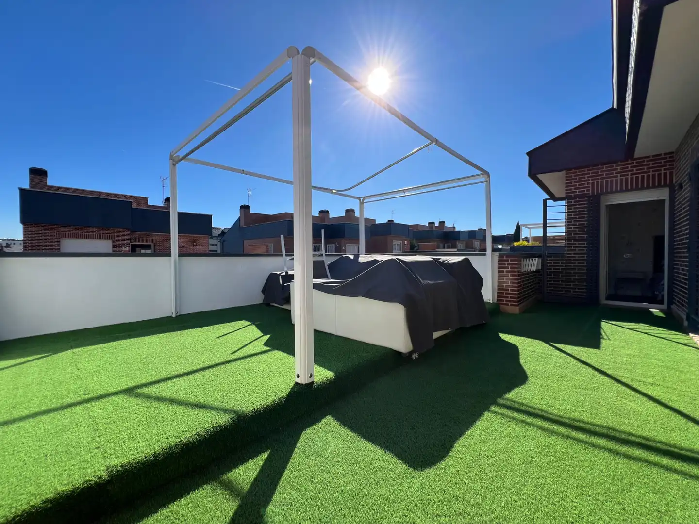 Terrassa de Casa o xalet en venda en Rivas-Vaciamadrid amb Aire condicionat, Calefacció i Jardí privat