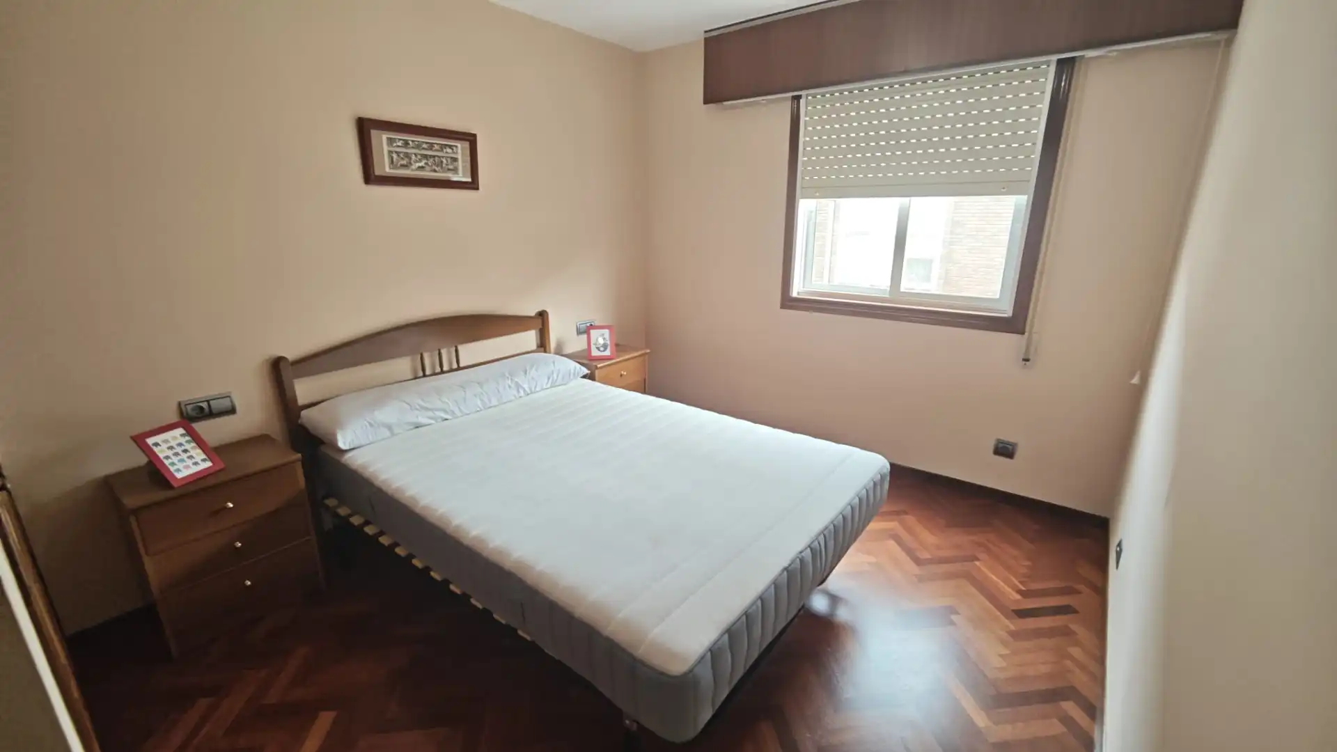 Habitación de Piso de alquiler en Culleredo con Jardín privado, Parquet y Amueblado