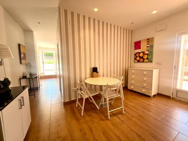 Casa-chalet en Venta en Huerta en San Antón