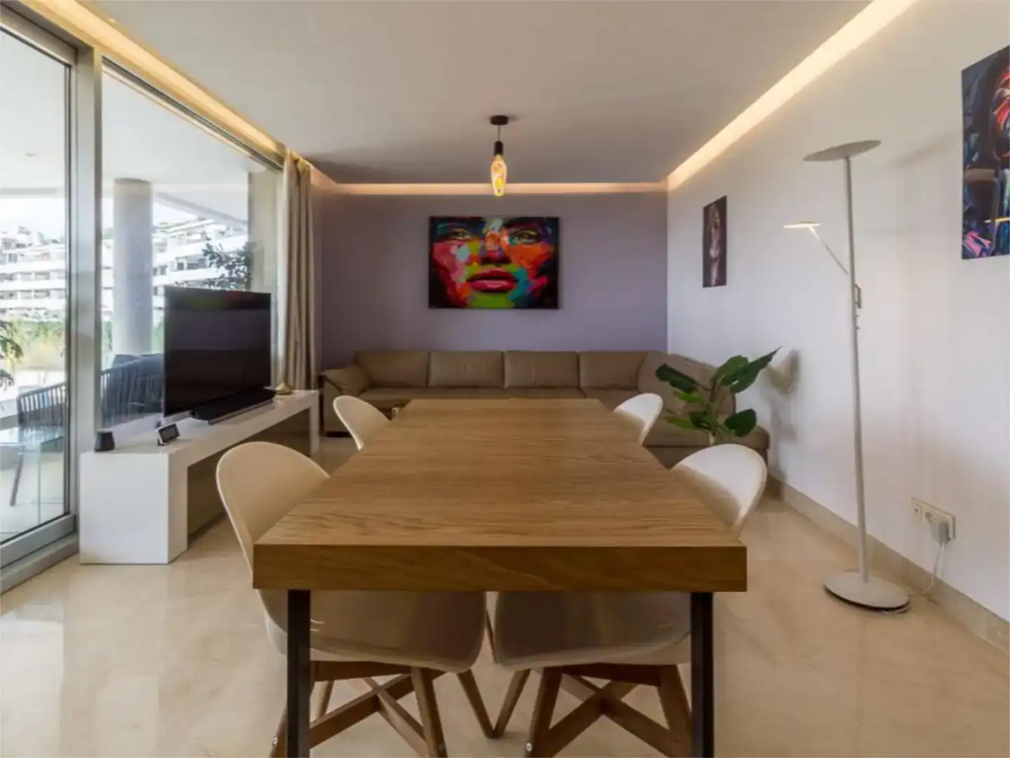 Dining room of Flat for sale in Benahavís  with Air Conditioner, Private garden and Parquet flooring