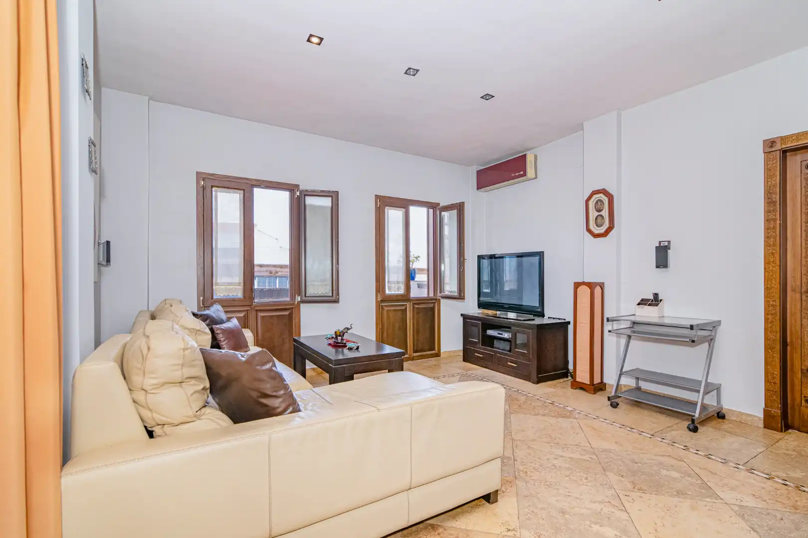 Sala de estar de Casa o chalet de alquiler en Las Gabias con Aire acondicionado, Calefacción y Jardín privado