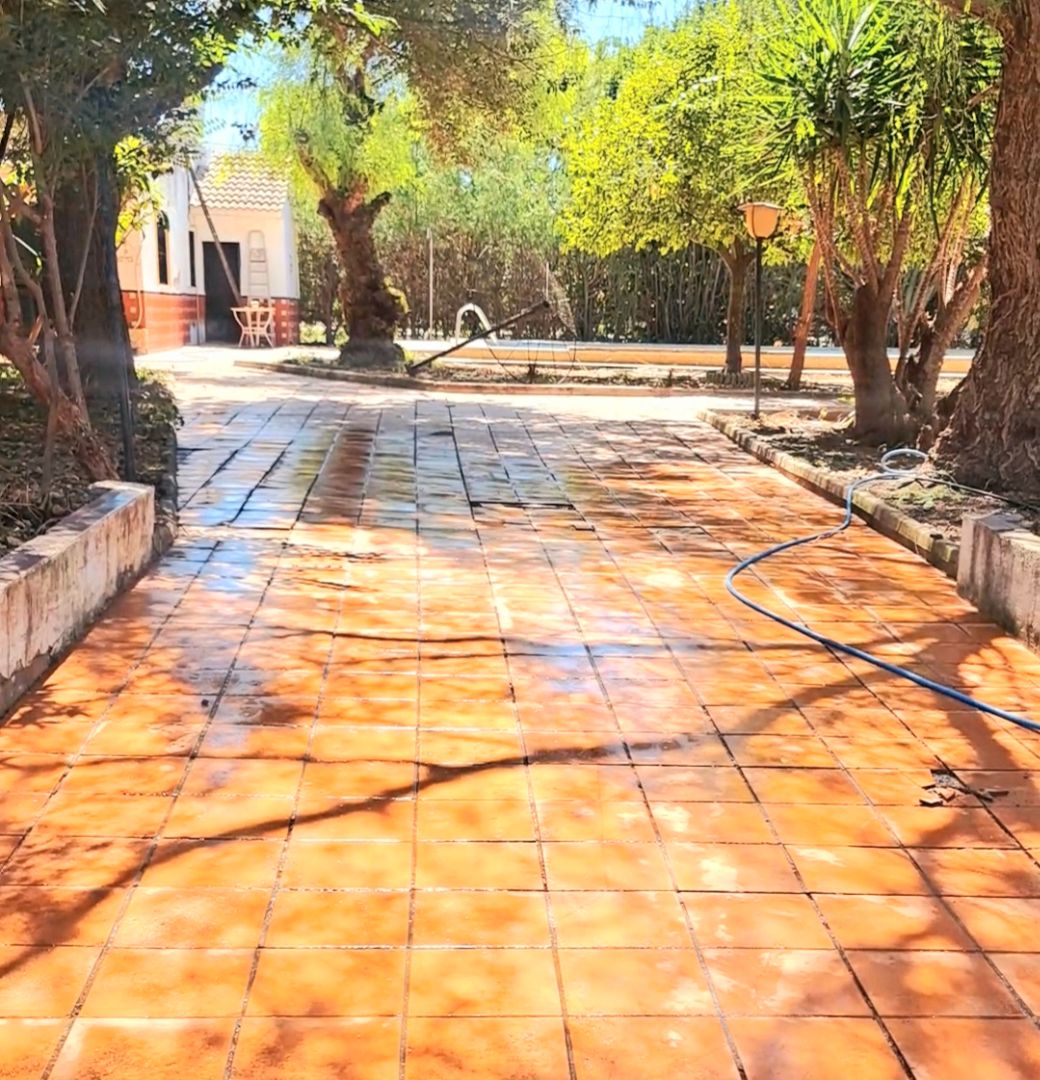 Terrassa de Finca rústica en venda en Alcalá de Guadaira amb Aire condicionat, Jardí privat i Traster