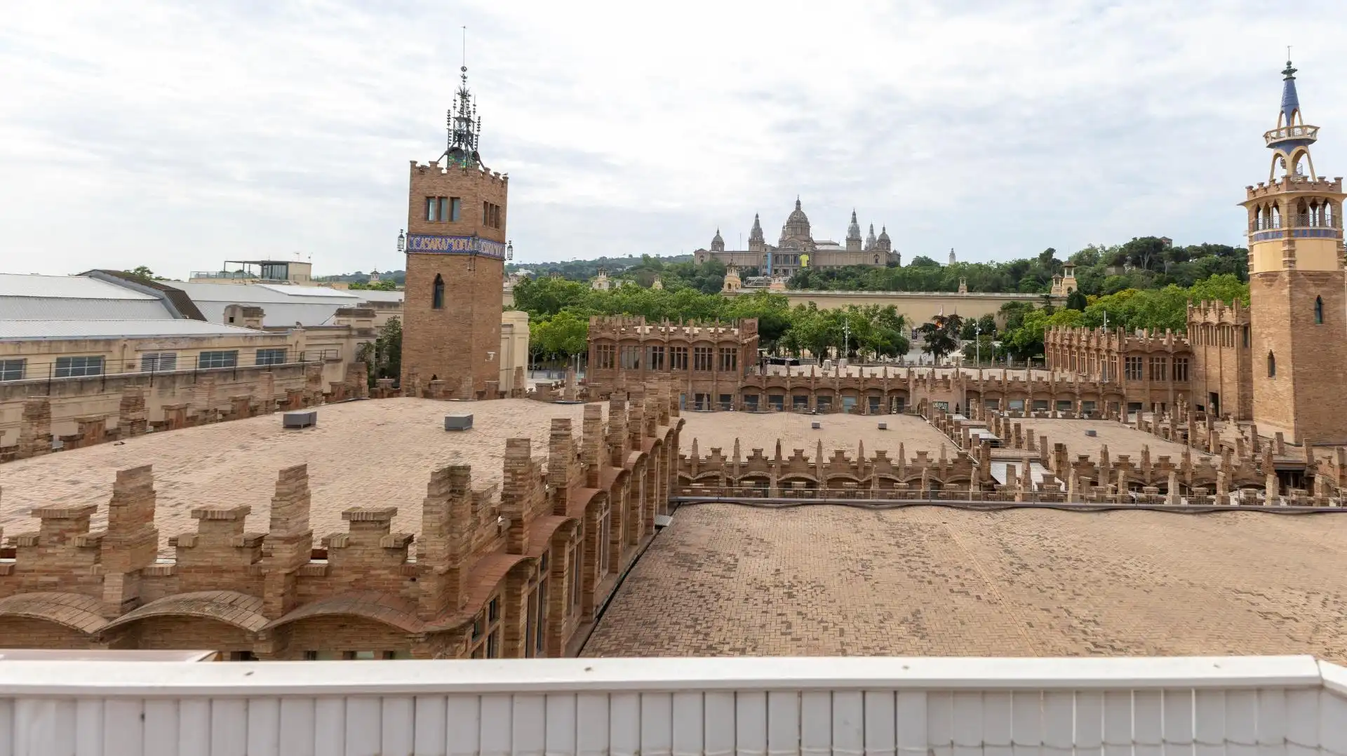 Vista exterior de Ático en venta en Barcelona con Aire acondicionado y Terraza