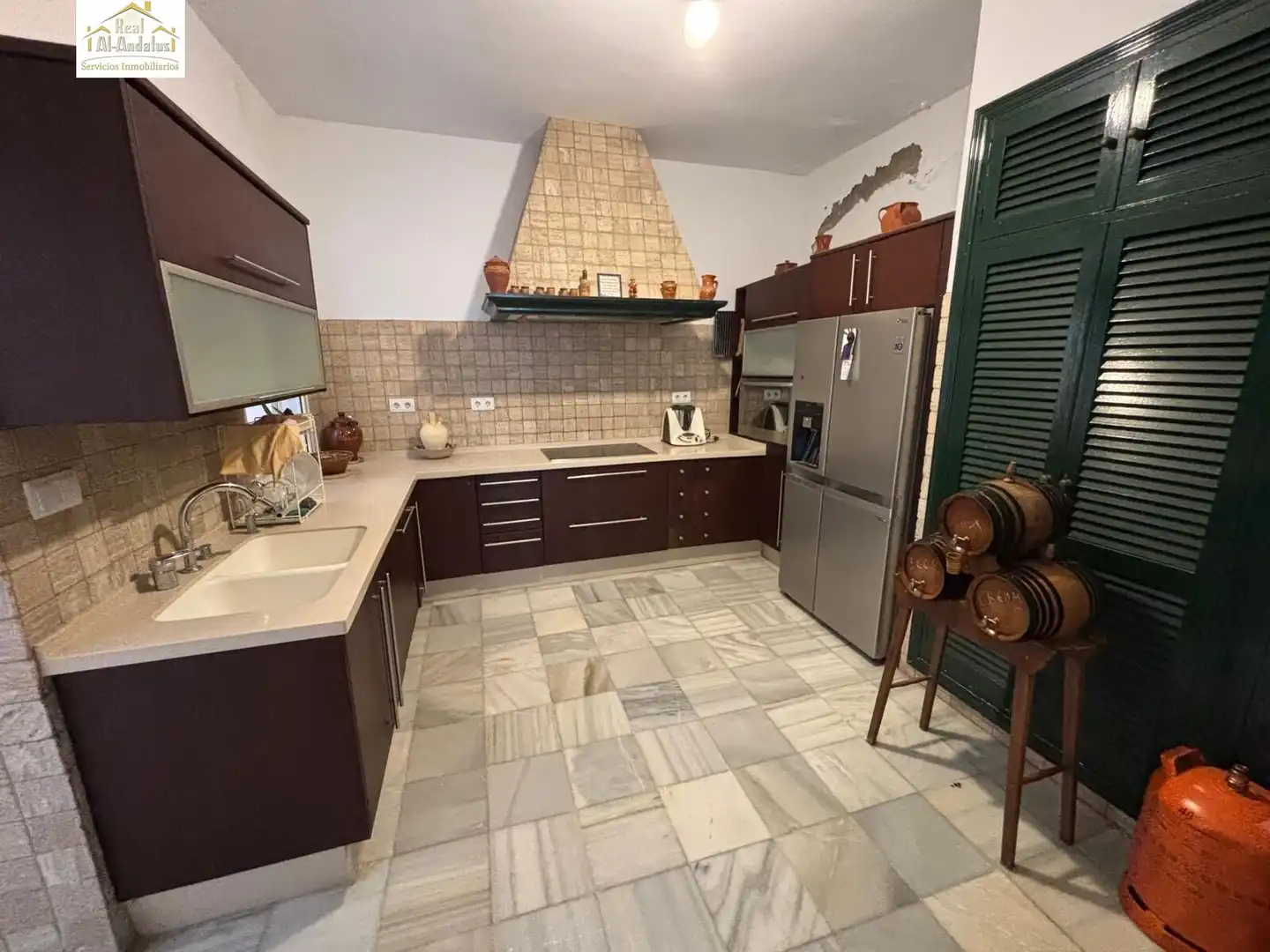 Casa amb piscina en venda a Centro, imagen 4
