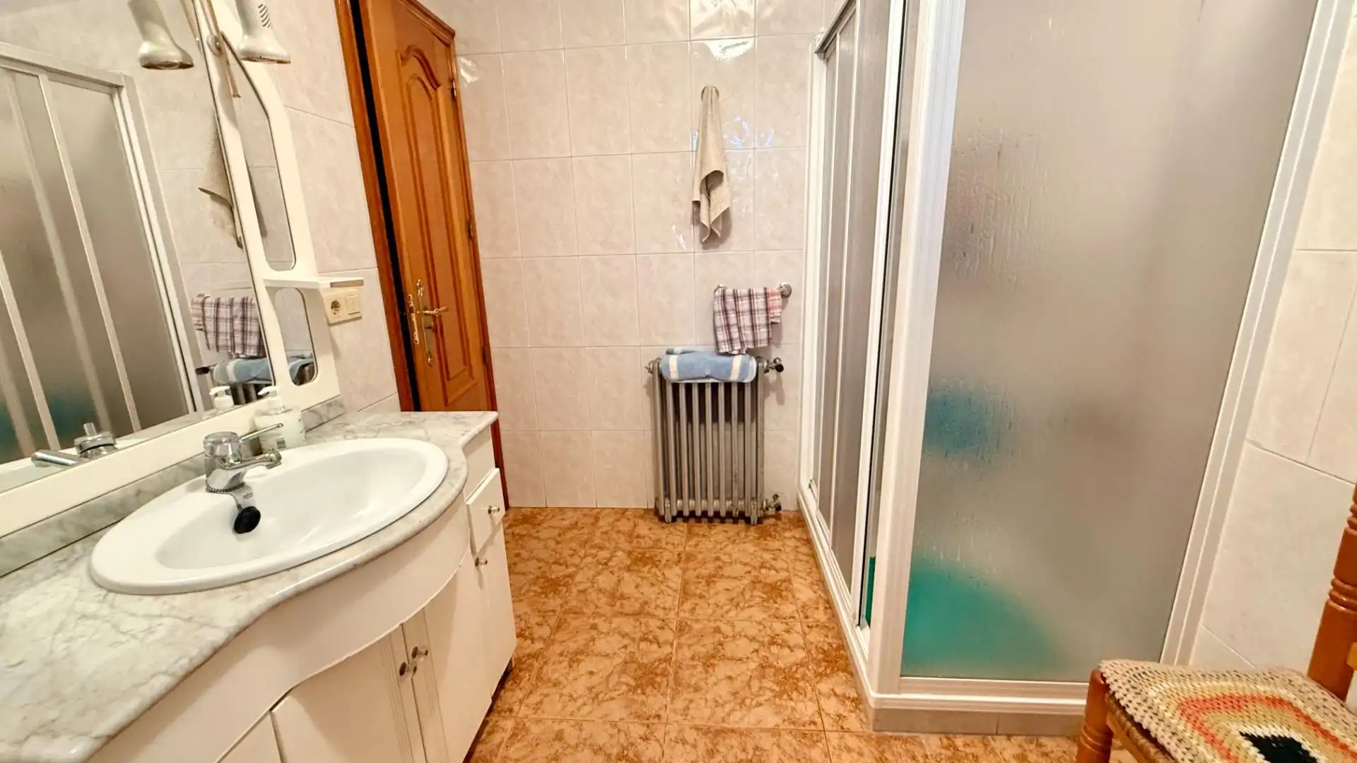 Bany de Casa o xalet en venda en Olombrada amb Moblat i Balcó