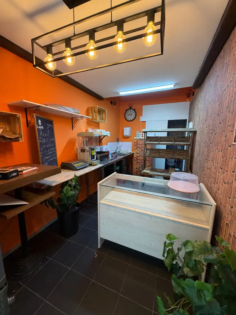 Local comercial en alquiler en Agra del Orzán - Ventorrillo, imagen 4