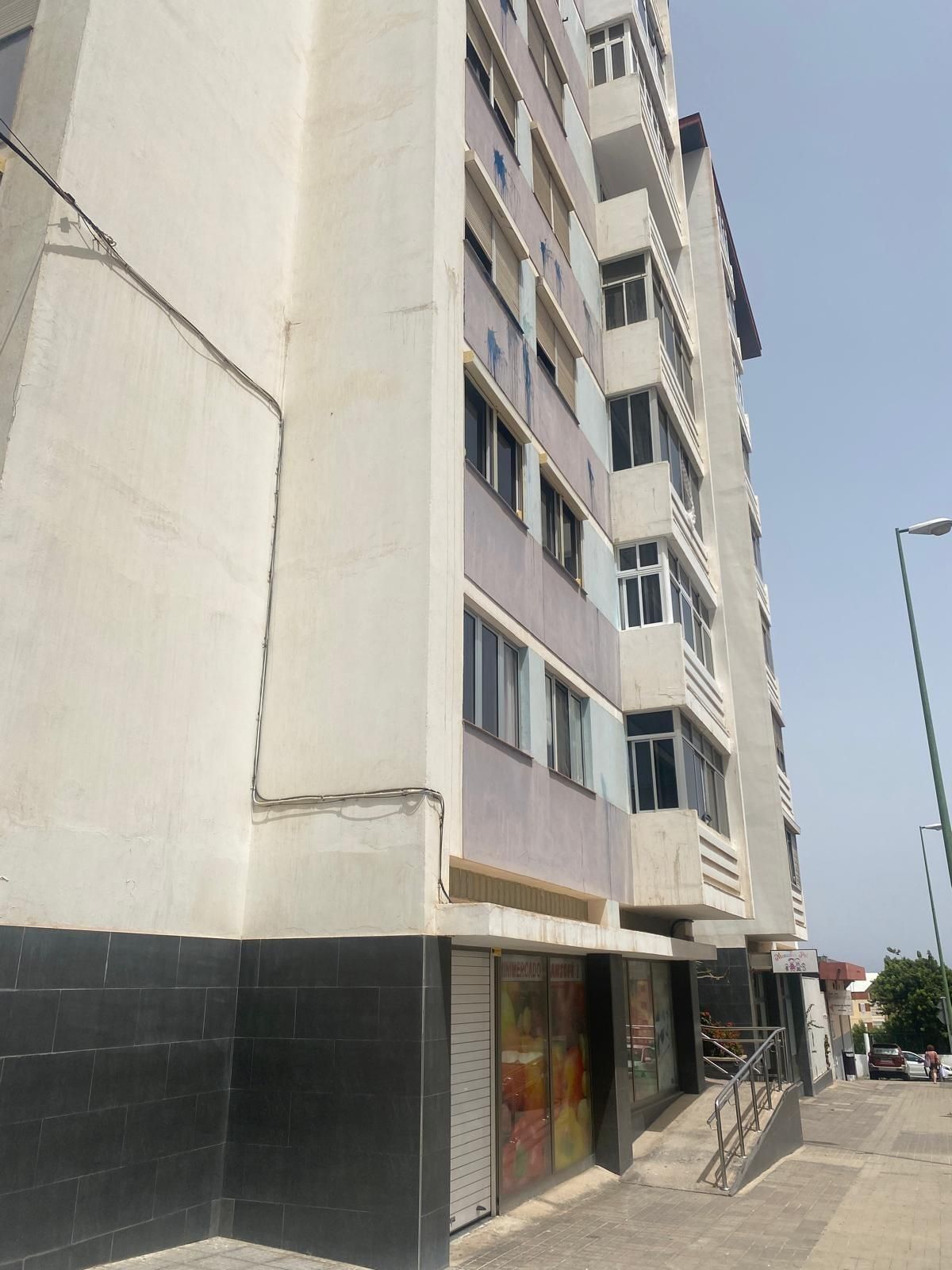 Vista exterior de Pis en venda en Las Palmas de Gran Canaria amb Traster