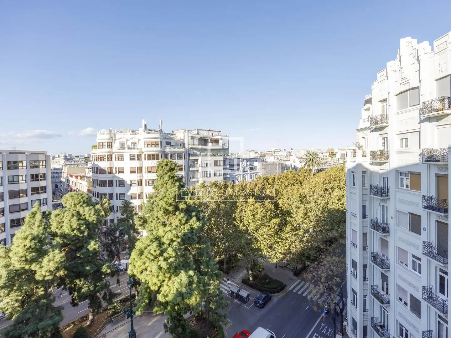 Exterior view of Flat for rent in Valencia  with Air Conditioner, Heating and Balcony