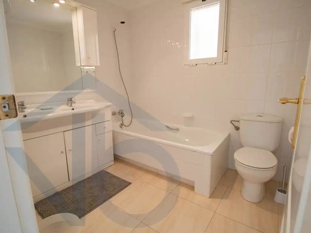 Bany de Apartament en venda en Pulpí amb Aire condicionat i Moblat