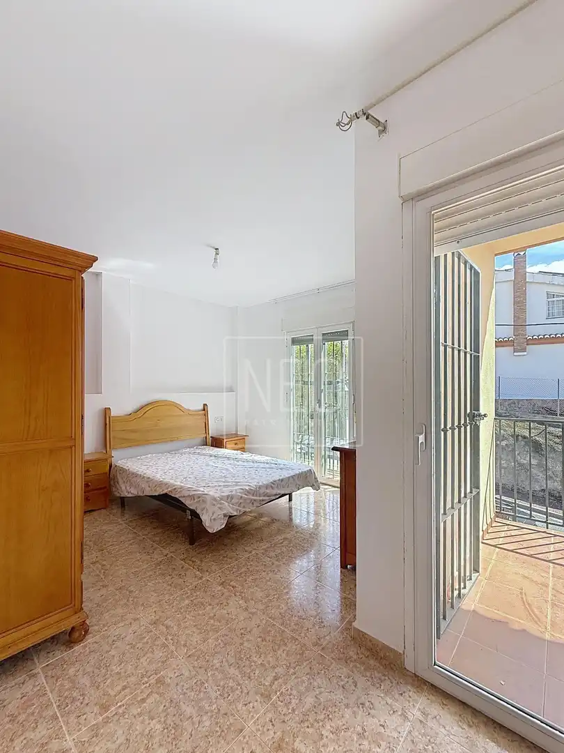 Semi-detached house with garden for sale in Avenida ALFAGUARA, imagen 8