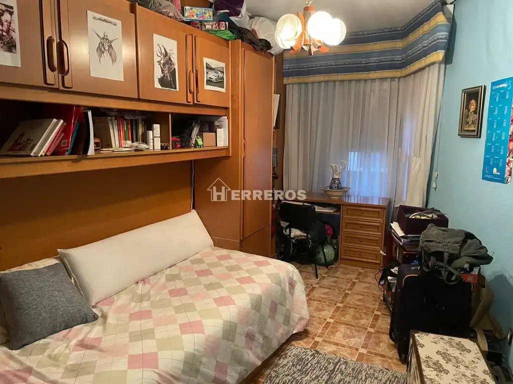 Piso con ascensor en venta en CIRIACO GARRIDO, imagen 13