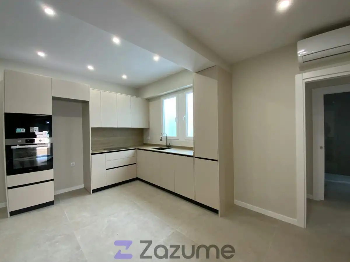 Flat with terrace to rent in Carrer de Pere Aleixandre, imagen 3