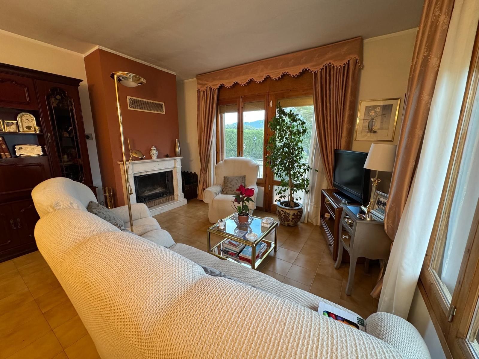 Sala d'estar de Casa o xalet en venda en El Vilosell amb Aire condicionat, Calefacció i Jardí privat