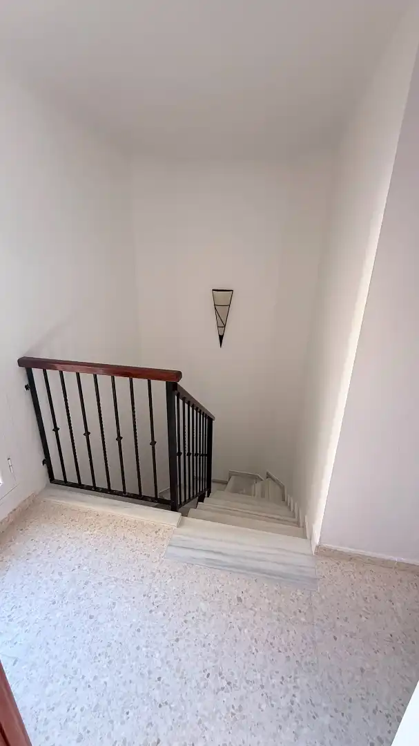 Detached homes for sale in Cantillana  with Air Conditioner, Terrace and Oven