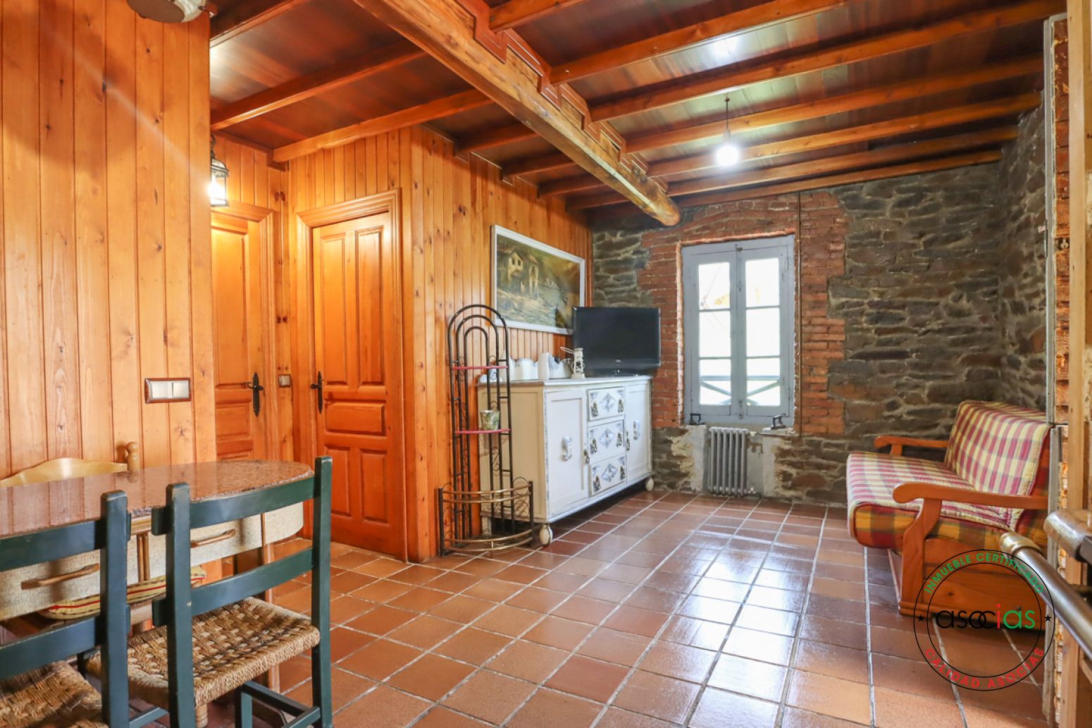 Casa adosada en venda en Mieres (Asturias) amb Calefacció, Parquet i Terrassa