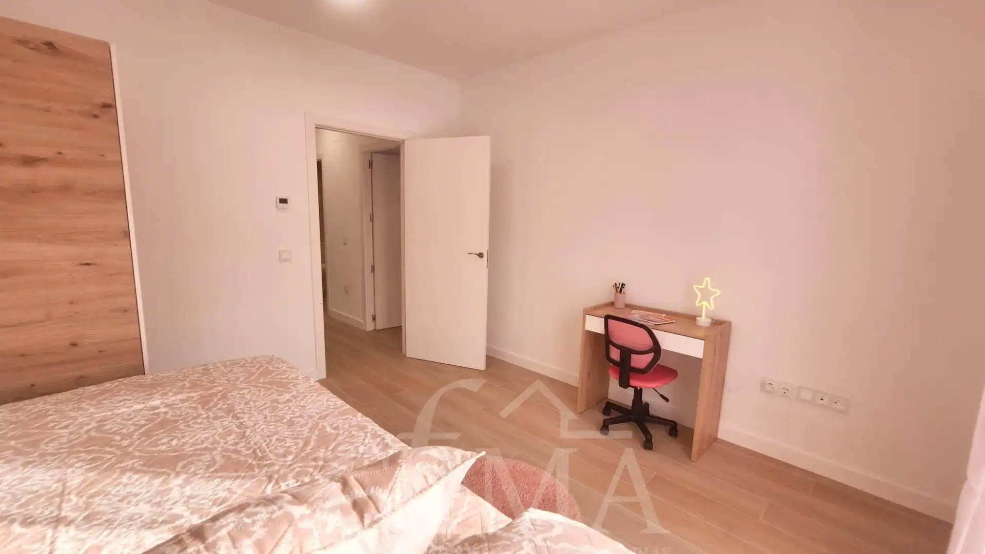 Bedroom of Detached homes for sale in Tomelloso  with Air Conditioner, Heating and Terrace