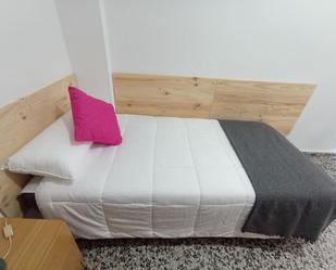 Bedroom of Flat to share in  Valencia Capital  with Terrace and Furnished