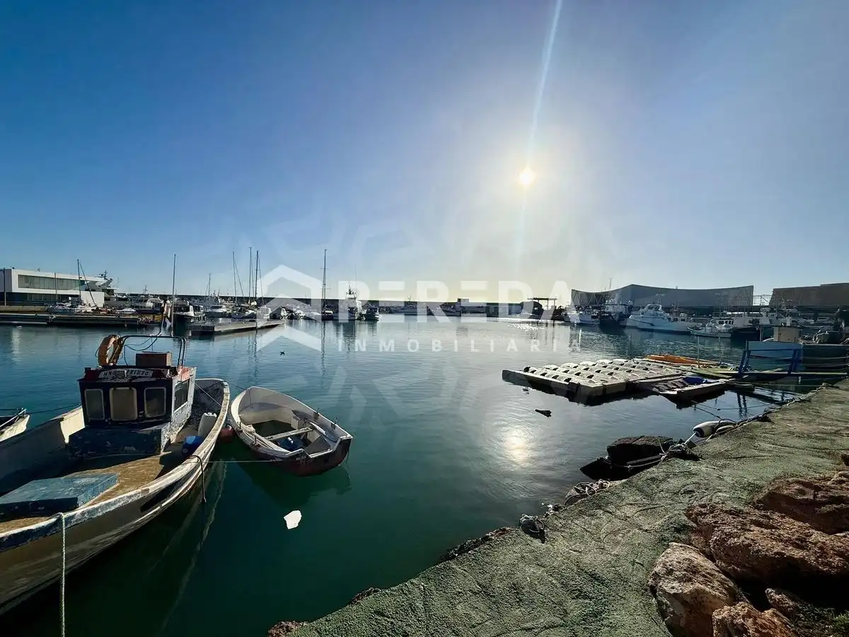 Vista exterior de Ático en venta en Roquetas de Mar con Terraza