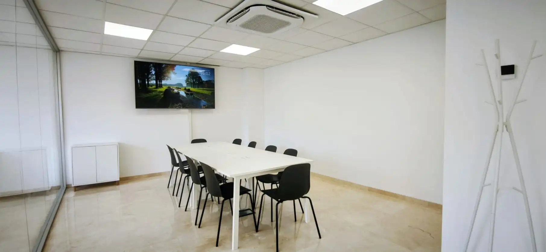 Büro zur Miete in Barcelona mit Klimaanlage, Heizung und Möbliert