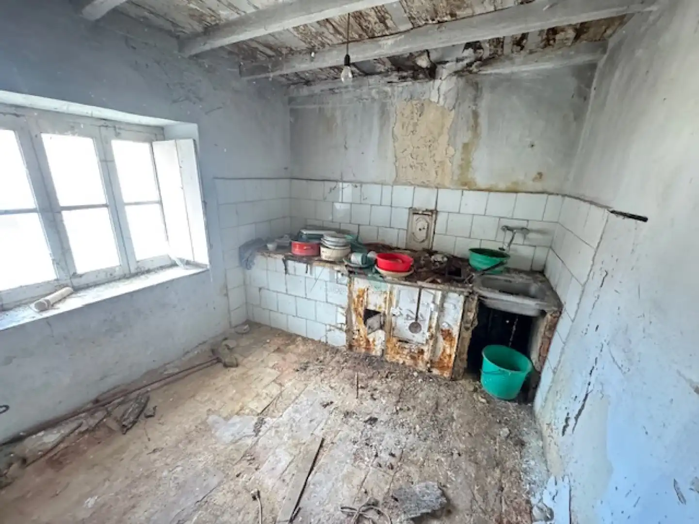 Cuina de Casa o xalet en venda en Llanes amb Jardí privat