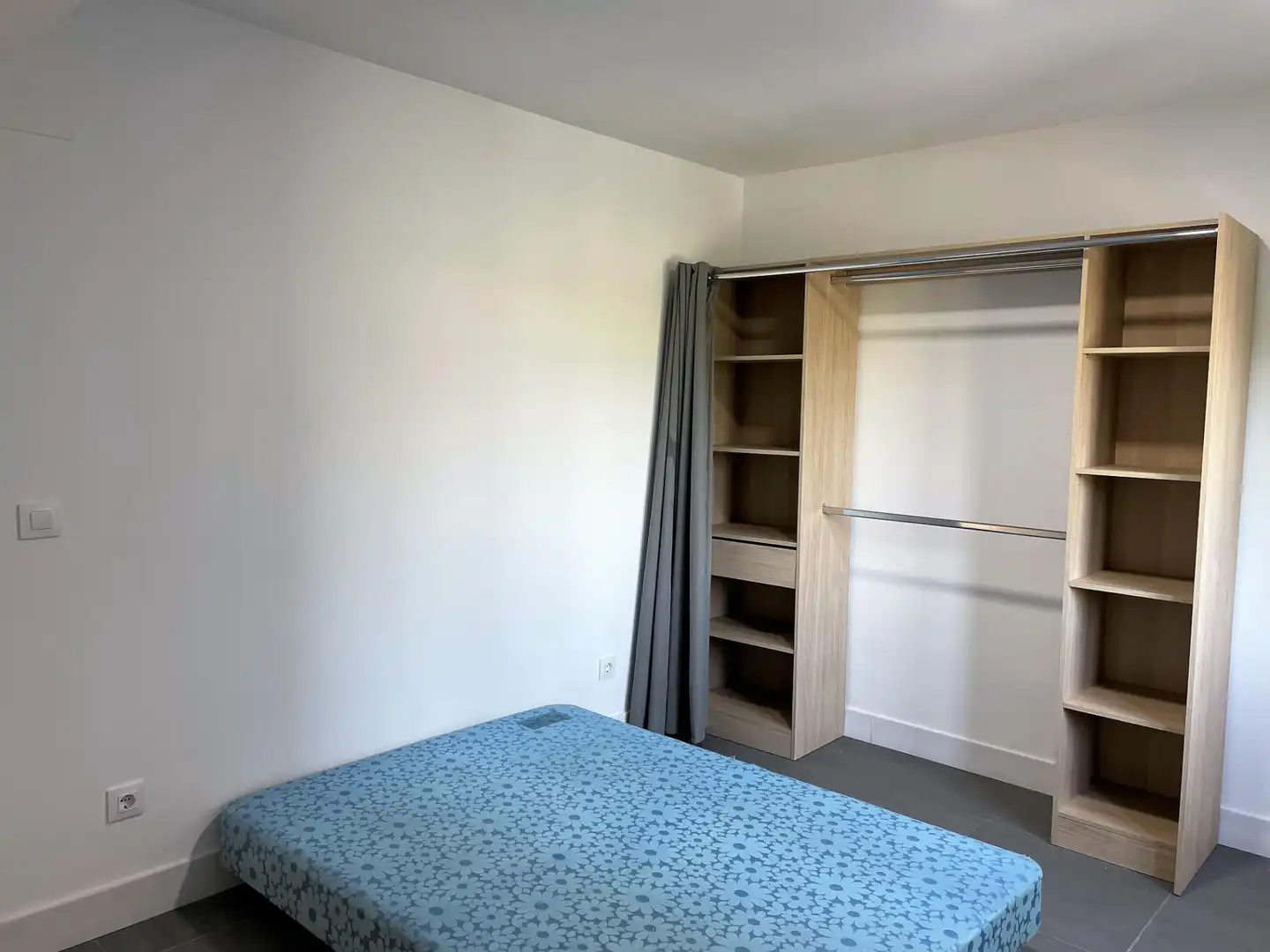 Habitación de Piso en venta en Madrid con Calefacción, Terraza y Horno