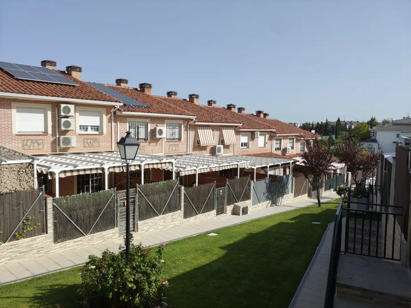 Terrassa de Casa o xalet de lloguer en Sevilla la Nueva amb Aire condicionat, Calefacció i Terrassa