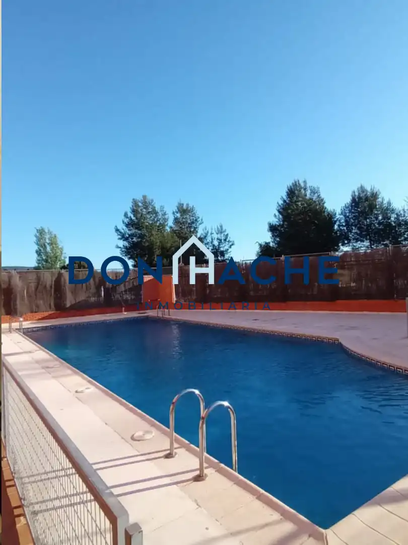 Piscina de Àtic en venda en Mérida amb Terrassa, Traster i Piscina comunitària