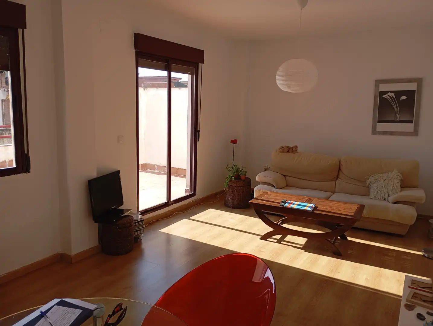 Sala d'estar de Àtic en venda en Churriana de la Vega amb Calefacció, Terrassa i Moblat