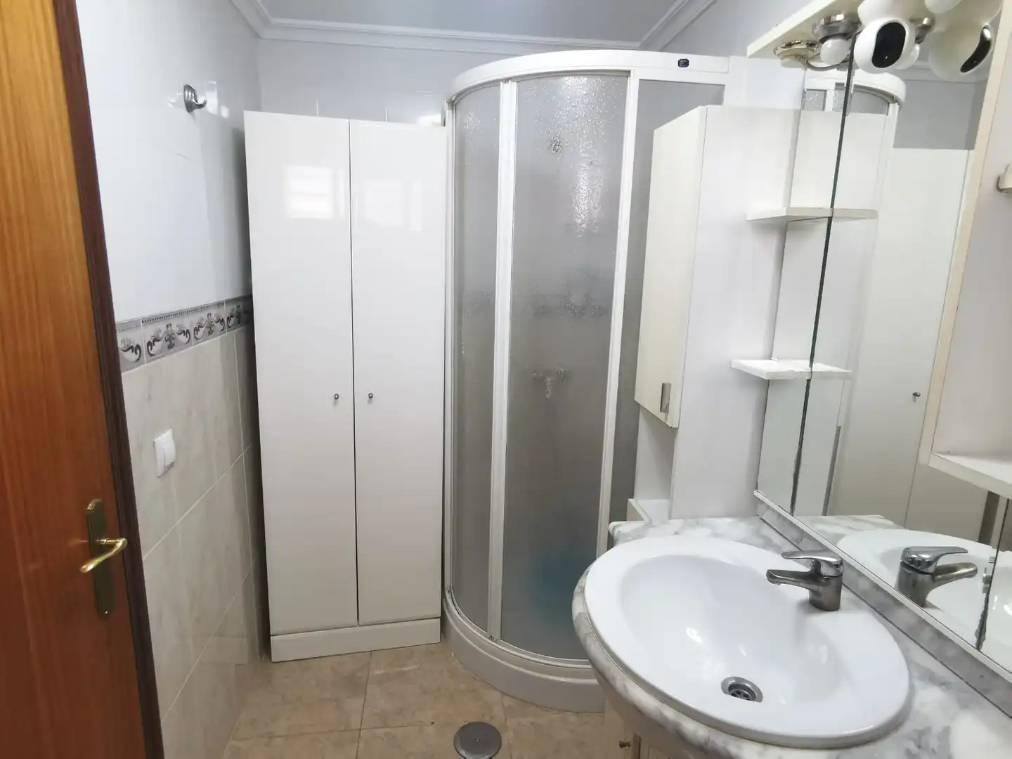 Apartament de lloguer a Plaza Presidente Adolfo Suárez, Manantiales - Estación de Autobuses
