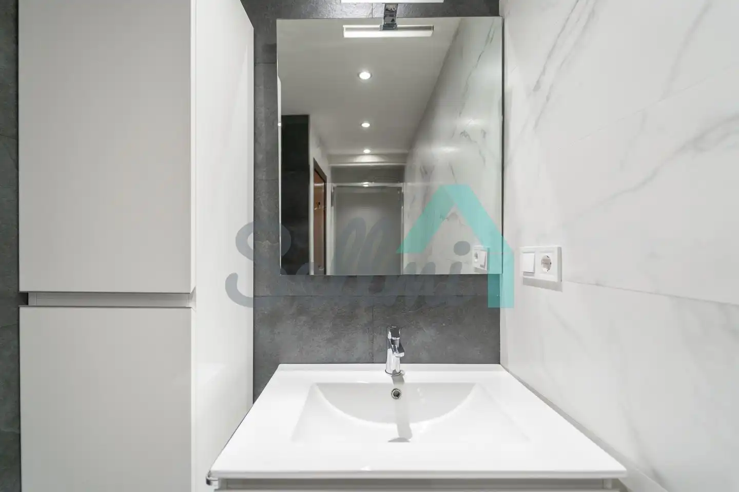 Bathroom of Attic for sale in Mieres (Asturias)  with Heating, Terrace and Furnished